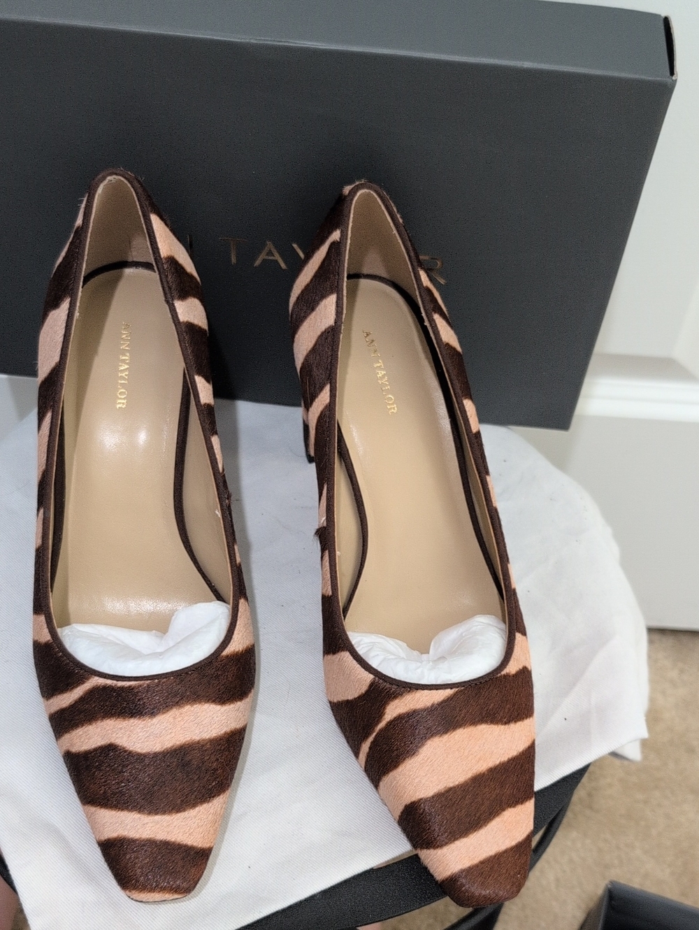 NWT Ann Taylor Zebra Haircalf Leather Blade Heel